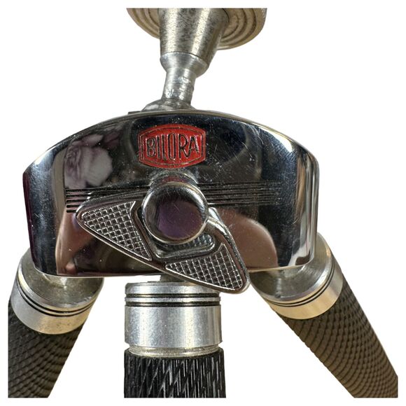 Vintage Bilora Biloret 1017 Tripod with Leather Case 9" to 36" Tall Camera Use - Picture 6 of 8